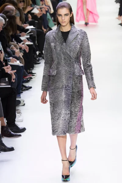 Look 33